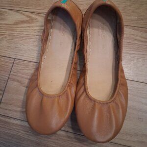 Ticks leather flats in Chestnut 10